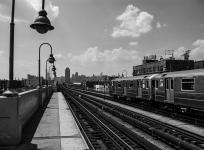 2010-06-17_IGP7976NY - Train
